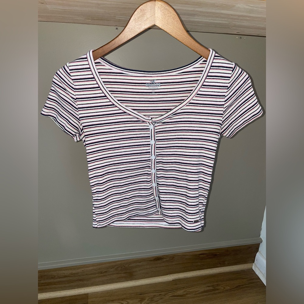 Hollister cropped striped t-shirt